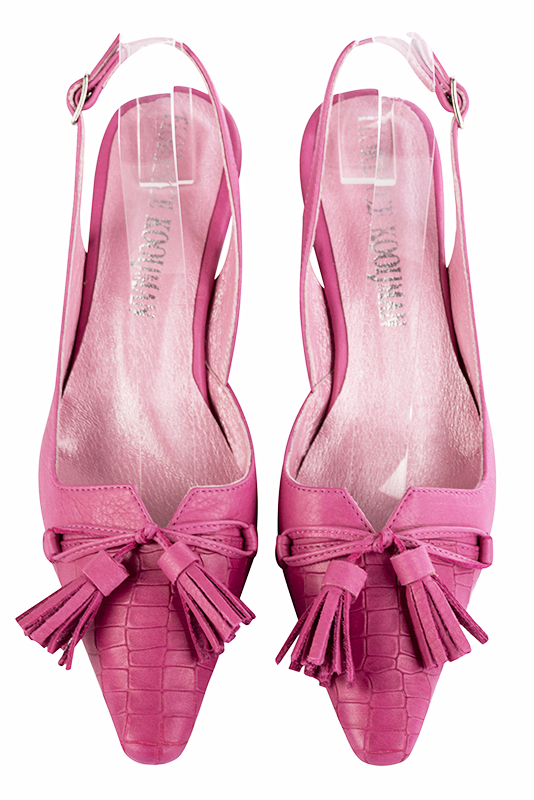 Fuschia pink women's open back shoes, with a knot. Tapered toe. Low kitten heels. Top view - Florence KOOIJMAN
